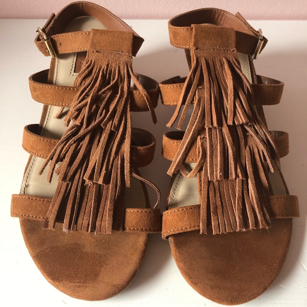 Fringe sandals with small wedge heel